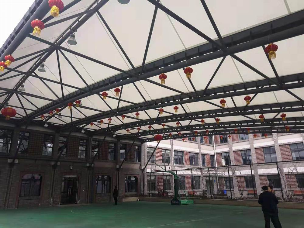 膜結構雨棚